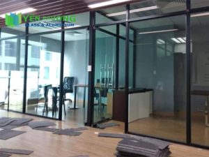 vach ngan nhom kinh dep trong thiet ke noi that 1 300x225 - Trang Chủ